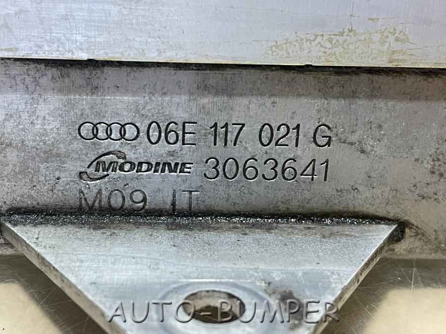 Радиатор масляный 2,8-3,2L 06E117021G